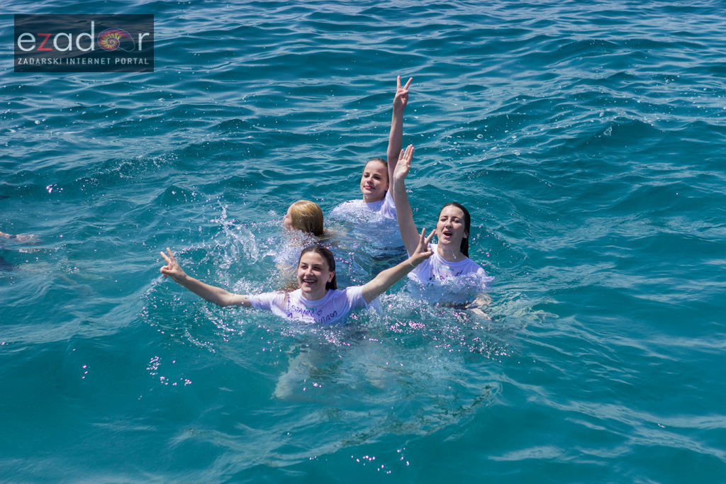 Ludijada zadarskih maturanata na Pozdravu suncu i Morskim orguljama