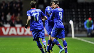 Swansea (Wales), 260313.
Stadion Liberty.
Kvalifikacijska utakmica za Svjetsko prvenstvo u Brazilu 2014. godine, izmedju reprezentacija Walesa i Hrvatske.
Na fotografiji: slavlje nakon pogotka Hrvatske.
Foto: Boris Kovacev / CROPIX Swansea (Wales), 260313.
Stadion Liberty.
Kvalifikacijska utakmica za Svjetsko prvenstvo u Brazilu 2014. godine, izmedju reprezentacija Walesa i Hrvatske.
Na fotografiji: slavlje nakon pogotka Hrvatske.
Foto: Boris Kovacev / CROPIX