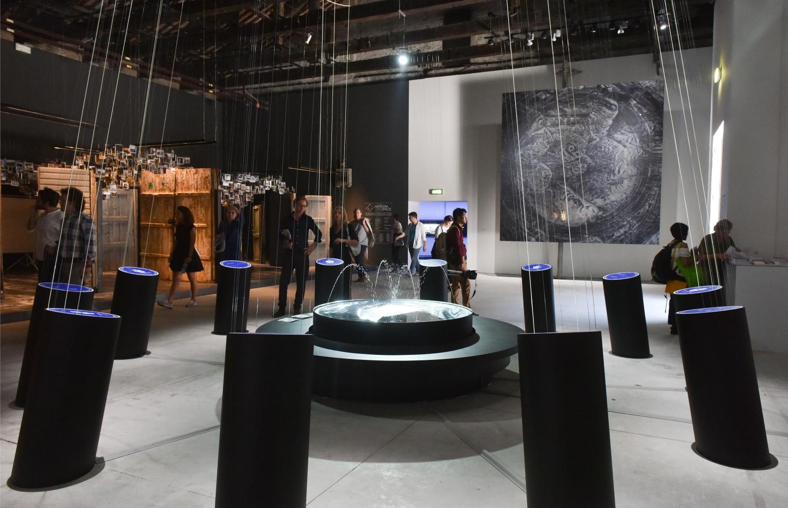 Na 16. Venecijanskom bijenalu otvoren Hrvatski paviljon s instalacijom Oblak Pergola Na 16. Venecijanskom bijenalu otvoren Hrvatski paviljon s instalacijom Oblak Pergola