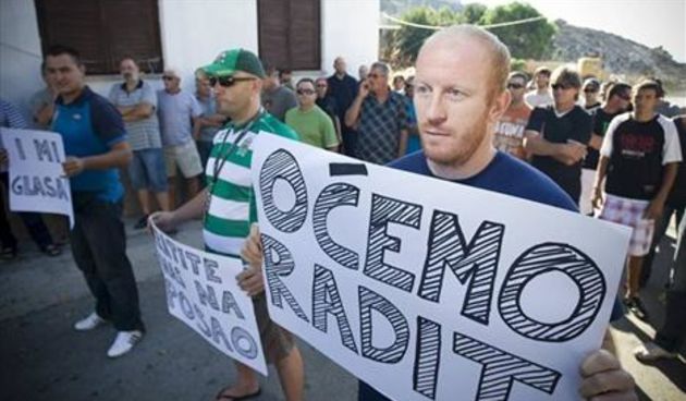 Nezadovoljni radnici zaustavili promet na Jadranskoj magistrali, foto: Ante ČizmiĆ / CROPIX