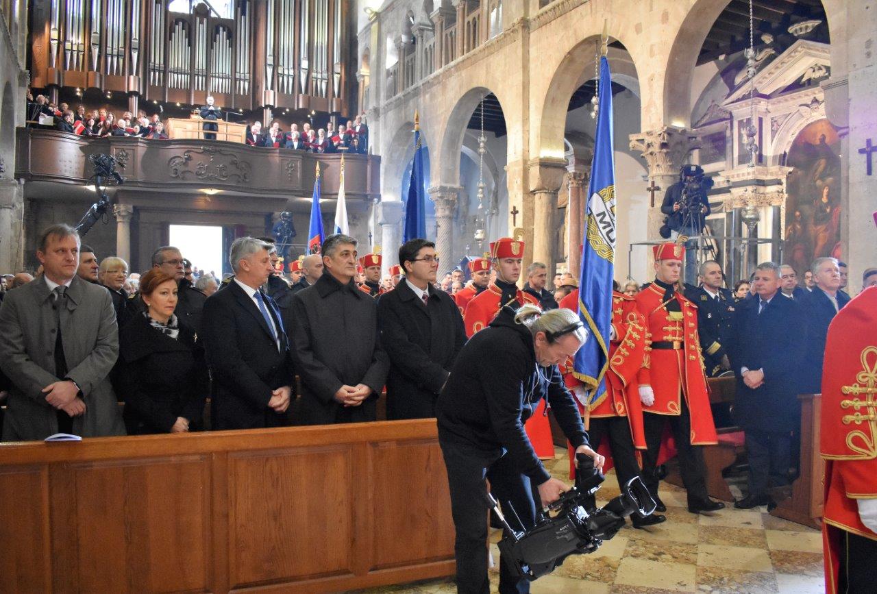 Katedrala svete Stošije: Misno slavlje za Domovinu Katedrala svete Stošije: Misno slavlje za Domovinu