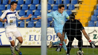 Karlovac, 051111.
Igraliste Branko Cavlovic Cavlek.
Nogometna utakmica 14.kola 1.HNL izmedju NK Karlovac i NK Zadar.
Na slici: Mario Bilan, Matija Stefancic, Antonio Jezina.
Foto: Damir Krajac / CROPIX