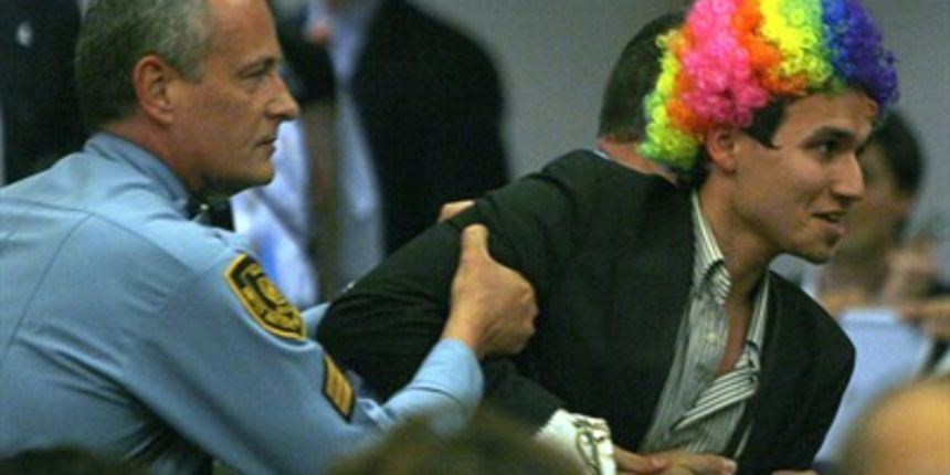 Provjednik prerušen u klauna (Foto: Reuters) Provjednik prerušen u klauna (Foto: Reuters)