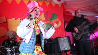 Virski Karneval veliko finale: nastupila Maja Šuput Virski Karneval veliko finale: nastupila Maja Šuput