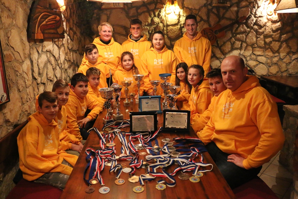 Mladi virski šampioni u udičarenju u emisiji HRT-a “More” Mladi virski šampioni u udičarenju u emisiji HRT-a “More”