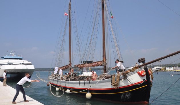 Jadranska brodica, brod, plovilo, brodovi