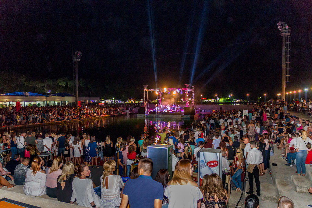 Doris Dragović @ Aquatic Beach Club Biograd na Moru Doris Dragović @ Aquatic Beach Club Biograd na Moru