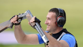 London, 060812.
Hrvatski strijelci Anton Glasnovic i Giovanni Cernogoraz u finalu trapa tijekom Olimpijskih Igara u Londonu.
Na fotografiji: Giovanni Cernogoraz osvojio je zlato.
Foto: Drago Sopta / CROPIX
