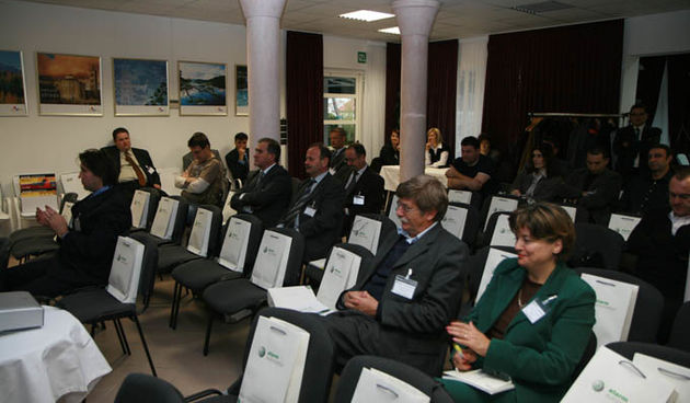 Image 1192967 (auto)