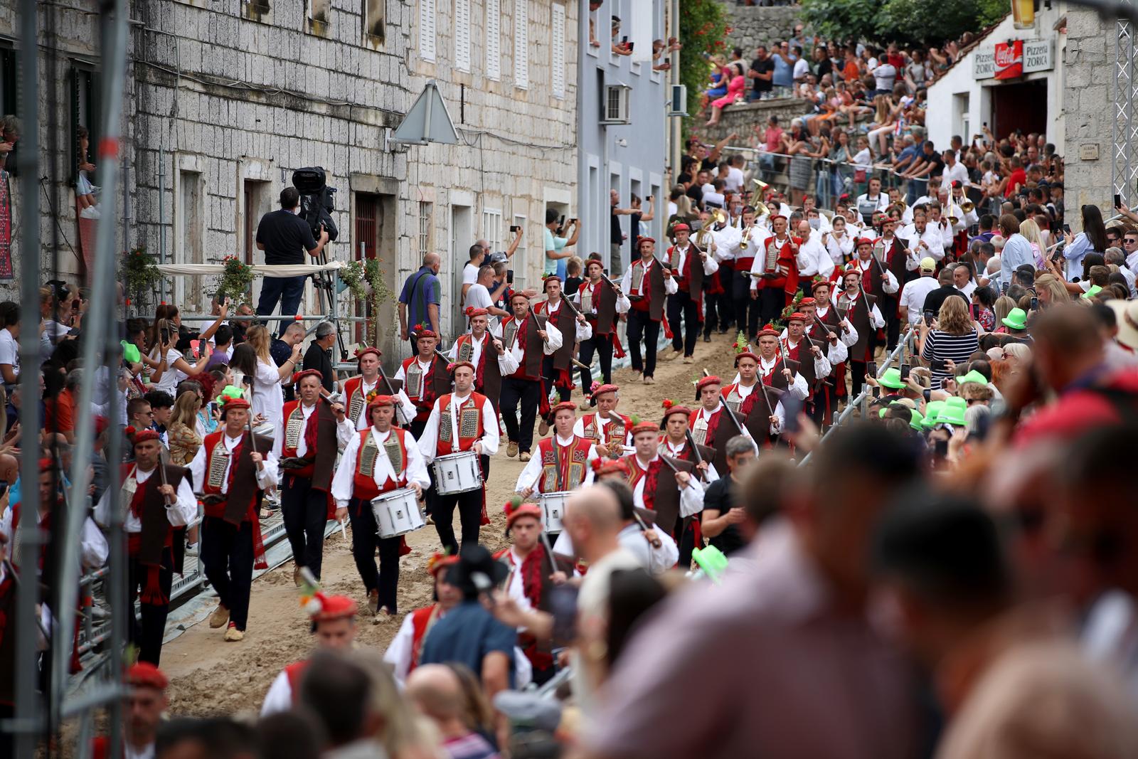 U Sinju održana 308. Sinjska alka