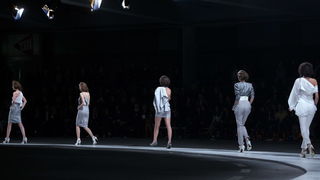 U trgovackom centru West gate sinoc zapoceo modni dogadjaj Nivea Cro A Porter. U trgovackom centru West gate sinoc zapoceo modni dogadjaj Nivea Cro A Porter.