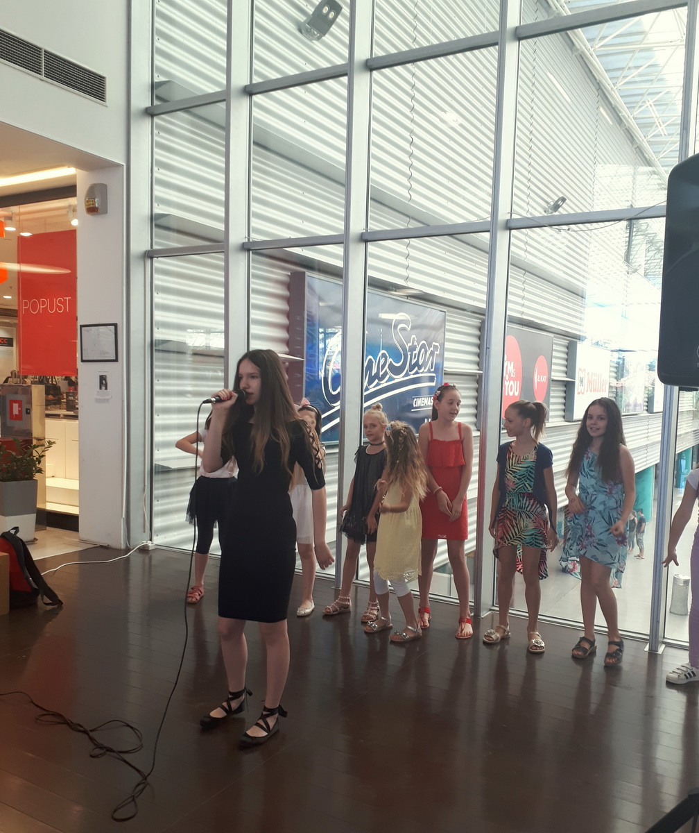 Pjevačko natjecanje “Golden Voice” u City Galleriji Pjevačko natjecanje “Golden Voice” u City Galleriji