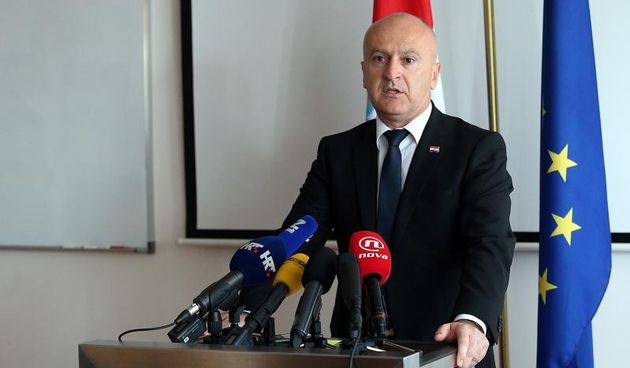 Konferencija za medije ministra branitelja Predraga Matica. Photo: Goran Stanzl/PIXSELL