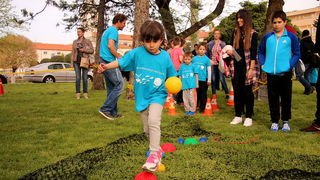 Sportska manifestacija za djecu “1000 koraka kroz 1000 ulica” SŠ “Loptica” Sportska manifestacija za djecu “1000 koraka kroz 1000 ulica” SŠ “Loptica”