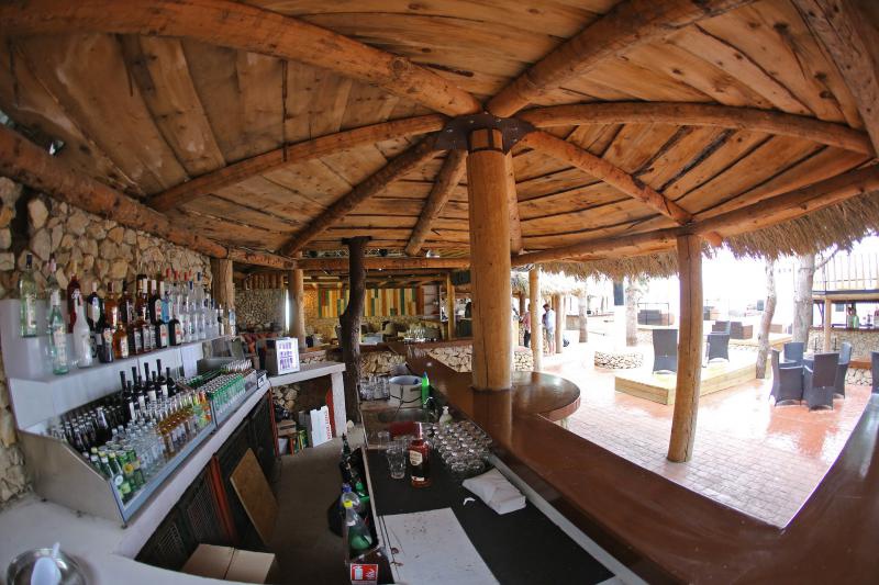 Pag, Zrce – Klub Kalypso na popularnoj plazi Zrce sezonu 2014. docekuje u novom ruhu. Photo: Filip Brala/PIXSELL