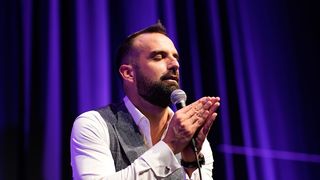 Stand up comedy večer: Ivan Šarić u Domu sportova Stand up comedy večer: Ivan Šarić u Domu sportova