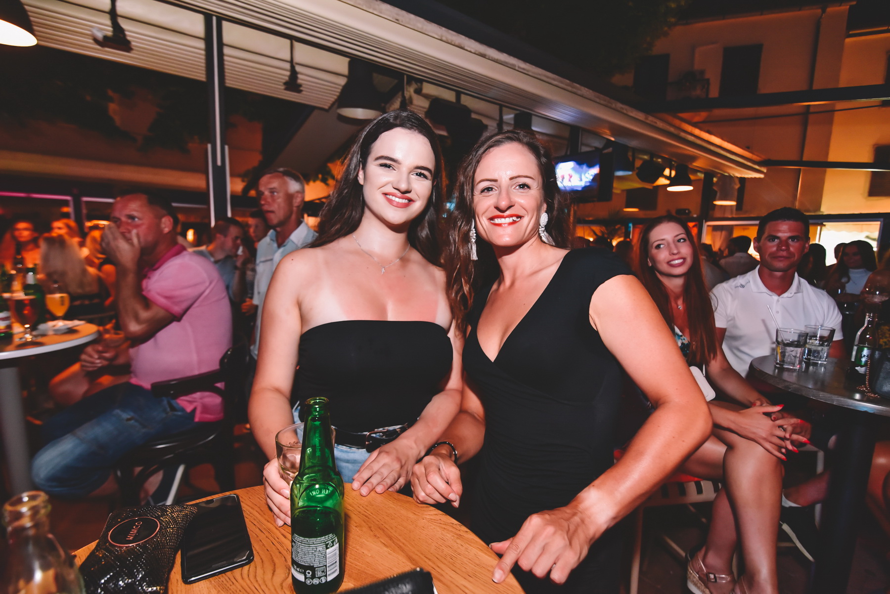 Colonia @ Caffe bar Kult