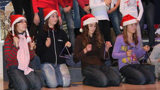 Božićna priredba OŠ Smiljevac Božićna priredba OŠ Smiljevac