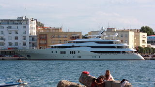 Superjahta “Eminence” u zadarskoj luci Superjahta “Eminence” u zadarskoj luci