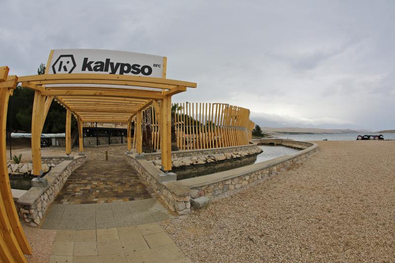 Pag, Zrce – Klub Kalypso na popularnoj plazi Zrce sezonu 2014. docekuje u novom ruhu. Photo: Filip Brala/PIXSELL