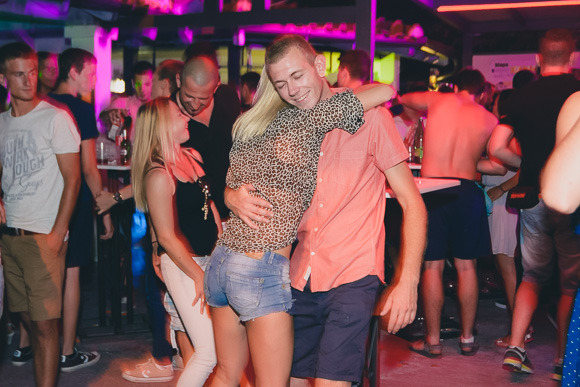 Turanjska fešta u Menfisto baru, 16.7.2015. (foto: Ivan Toman) Turanjska fešta u Menfisto baru, 16.7.2015. (foto: Ivan Toman)