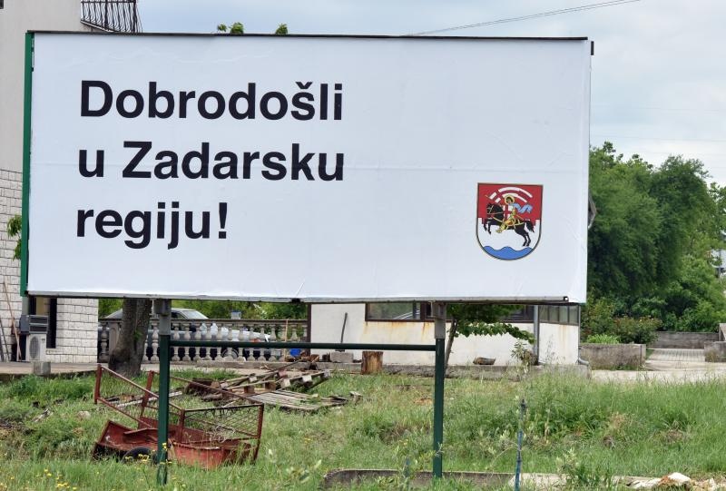 Bilice: Postavljen billboard “Dobrodošli u Zadarsku regiju”. Foto: Hrvoje Jelavic/PIXSELL Bilice: Postavljen billboard “Dobrodošli u Zadarsku regiju”. Foto: Hrvoje Jelavic/PIXSELL