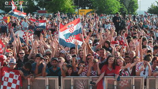 Zadar priredio čudesan doček svojim Vatrenim herojima (1)