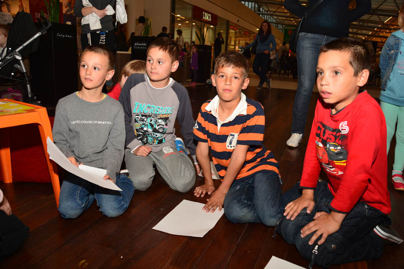 Supernova: Vesela subota 3. svibnja 2014. Foto: Iva Perinčić Supernova: Vesela subota 3. svibnja 2014. Foto: Iva Perinčić