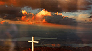 Izložba fotografija Ive Pervana i Mladena Radolovića Mrlje u crkvi SV.Donata Izložba fotografija Ive Pervana i Mladena Radolovića Mrlje u crkvi SV.Donata