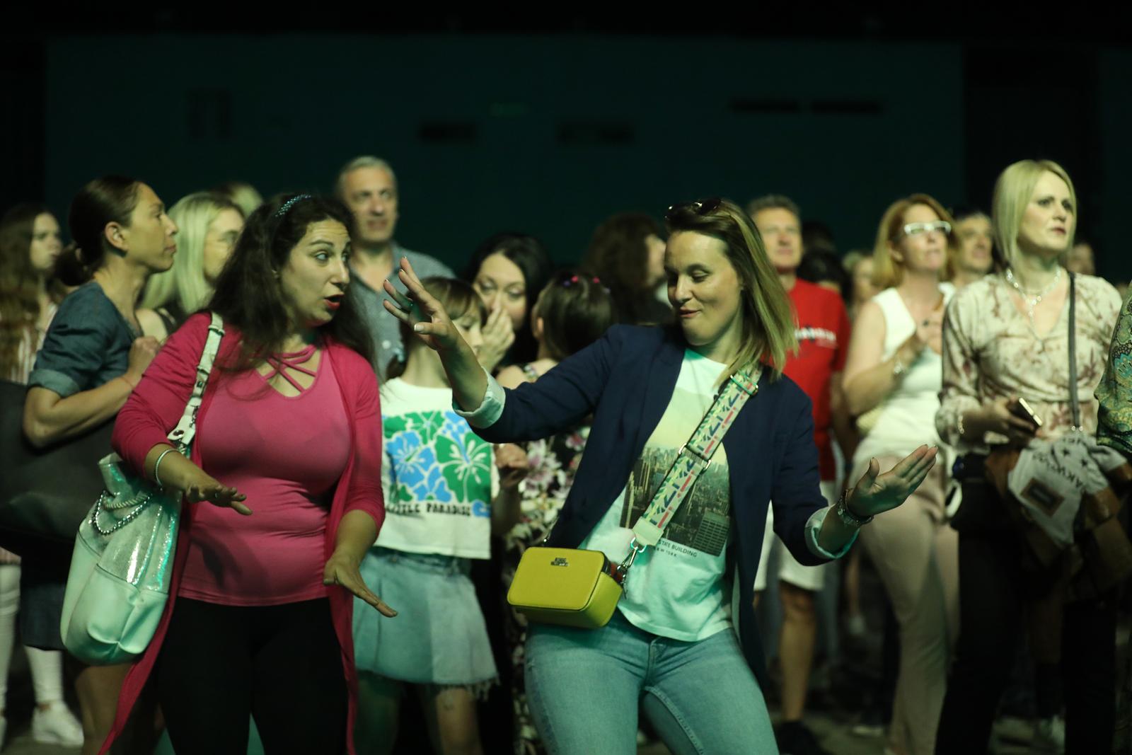 CRO Dance Night: ET, Colonia, Karma CRO Dance Night: ET, Colonia, Karma