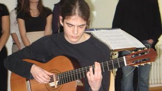 Dodjela nagrada za umjetničke radove u gimnaziji J. Barakovića Dodjela nagrada za umjetničke radove u gimnaziji J. Barakovića