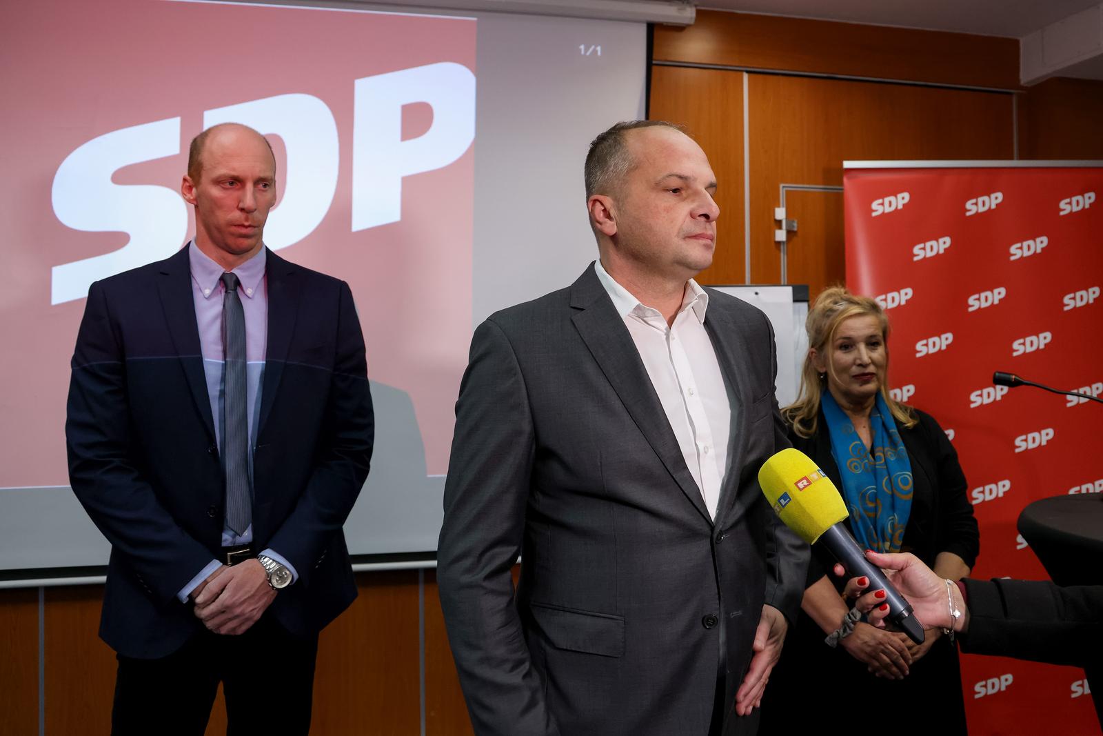 SDP održao konferenciju za medije: “Koruptivni proračun i aktualna politicka situacija”