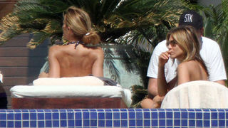 Jennifer Aniston u seksi badiću proslavila 41. rođendan (Jutarnji.hr)