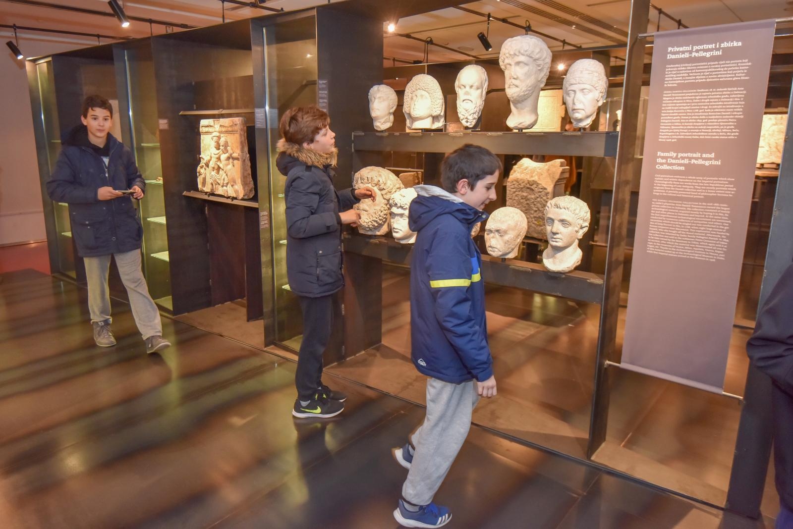 Noć muzeja 2018: Borba rimskih gladijatora u Arheološkom muzeju Zadar Noć muzeja 2018: Borba rimskih gladijatora u Arheološkom muzeju Zadar