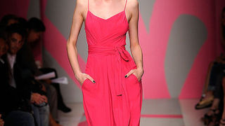 DKNY – Proljeće 2010. (foto: www.coutorture.com)