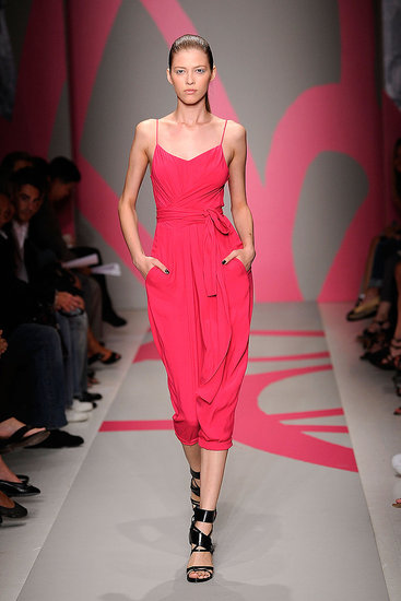 DKNY – Proljeće 2010. (foto: www.coutorture.com)