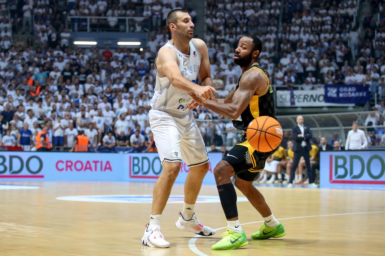 Favbet Premijer liga, finale doigravanja, 5. utakmica: KK Zadar – KK Split 93-66 Favbet Premijer liga, finale doigravanja, 5. utakmica: KK Zadar – KK Split 93-66