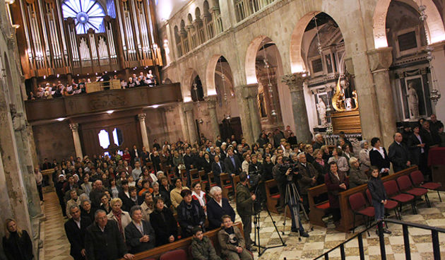 Veliki Četvrtak u katedrali sv. Stošije (Foto:Saša Čuka)