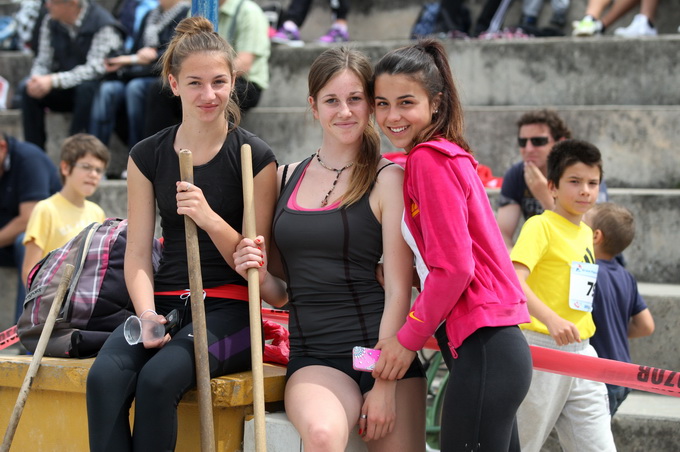 Zadar, 210513.
Erste Plava Liga danas se odrzava na stadionu Visnjik. Rijec je o jedinstvenom djecjem atletskom natjecanju upecatljivog slogana Brze, Vise, Jace, koje se odrzava pod visokim pokroviteljstvom Ministarstva znanosti obrazovanja i sporta. Orga Zadar, 210513.
Erste Plava Liga danas se odrzava na stadionu Visnjik. Rijec je o jedinstvenom djecjem atletskom natjecanju upecatljivog slogana Brze, Vise, Jace, koje se odrzava pod visokim pokroviteljstvom Ministarstva znanosti obrazovanja i sporta. Orga