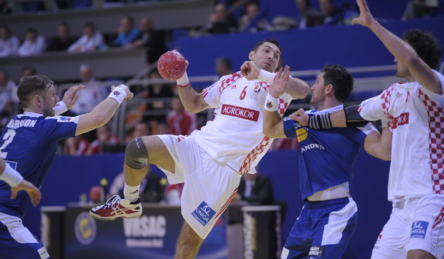 Vrsac, 160112.
Europsko prvenstvo u rukometu u Srbiji.
Prvo kolo, utakmica izmedju Hrvatske i Islanda.
Na slici: Blazenko Lackovic.
Foto: Drazen Aleksic / CROPIX