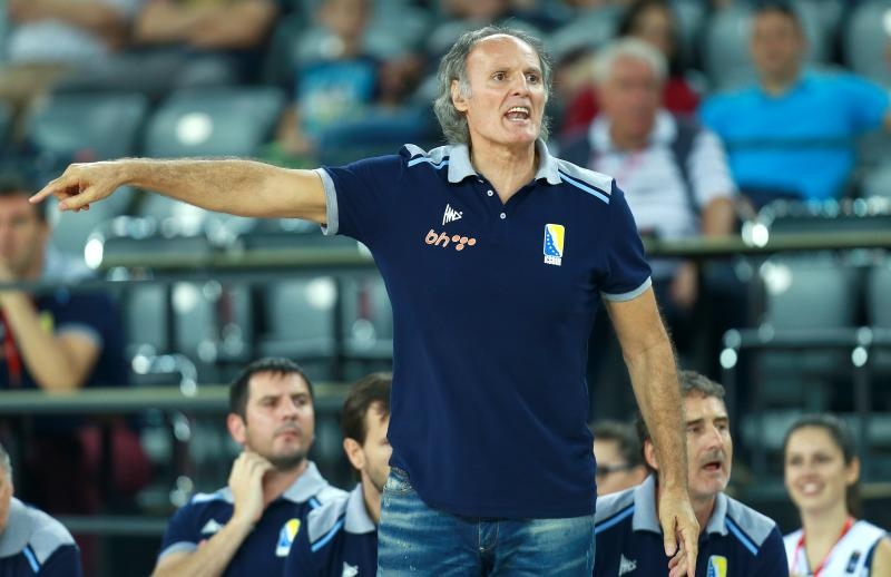 Arena Zagreb, Zagreb – Pripremni turnir za EuroBasket 2015., Hrvatska – BiH. Photo: Igor Kralj i Marko Lukunic/PIXSELL Arena Zagreb, Zagreb – Pripremni turnir za EuroBasket 2015., Hrvatska – BiH. Photo: Igor Kralj i Marko Lukunic/PIXSELL