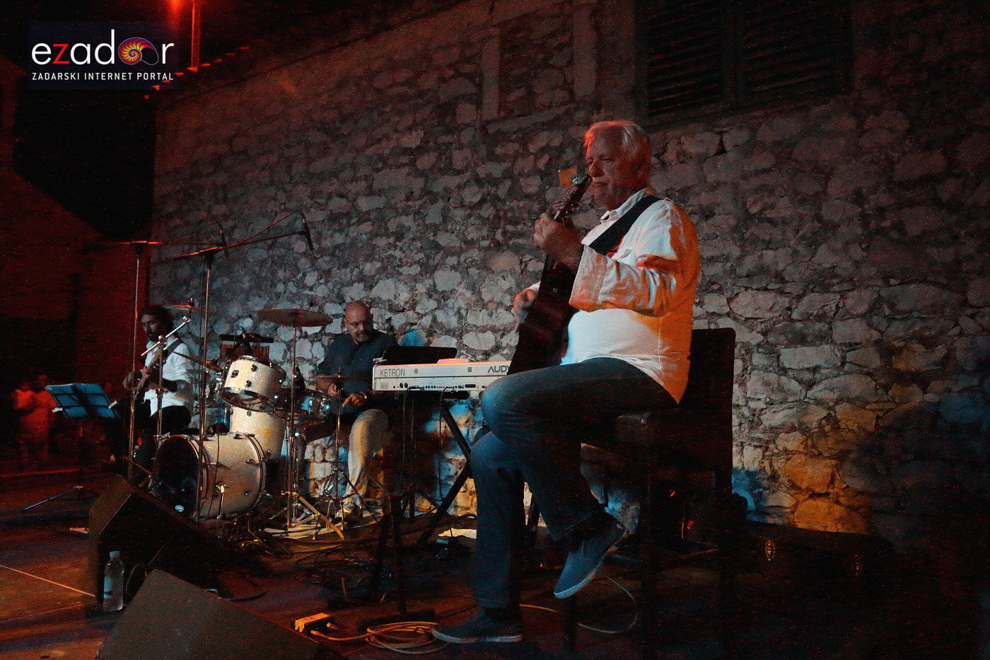 Bibinje: Koncert Tomislava Bralića i klape Intrade na Trgu Sri sela