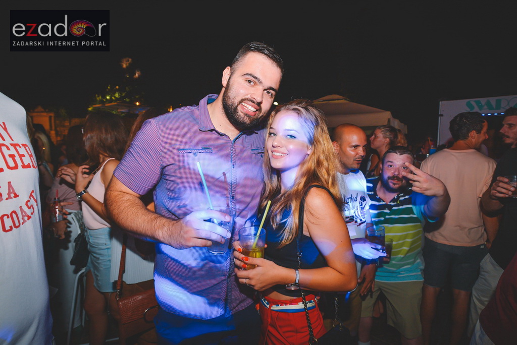 Saturday Night with DJ Dizzy @ Svarog Bar