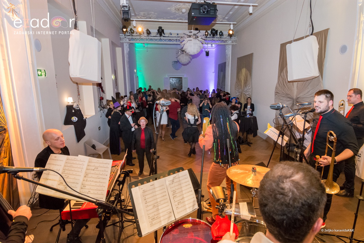 Karneval u Kneževoj palači: Salsa Sandunga i biranje najbolje maske Karneval u Kneževoj palači: Salsa Sandunga i biranje najbolje maske