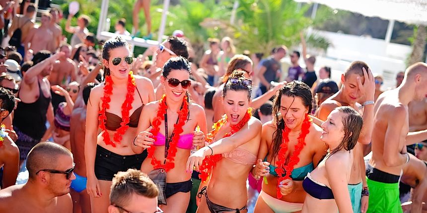 12.08. Aquarius klub, after beach party, foto: Goran Telak 12.08. Aquarius klub, after beach party, foto: Goran Telak