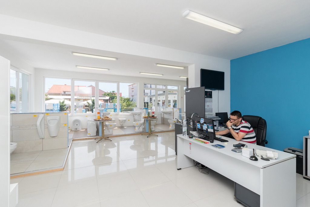 Vrhunska ponuda sanitarija i keramičkih pločica po nevjerojatnim cijenama u novootvorenoj trgovini “Latrina”