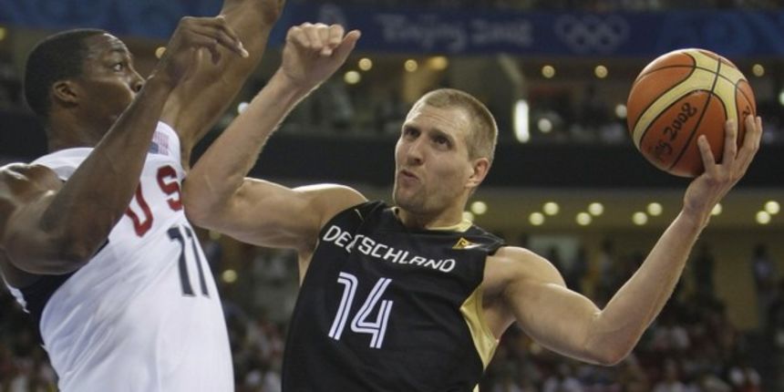 Howard i Nowitzki (Foto:Reuters) Howard i Nowitzki (Foto:Reuters)