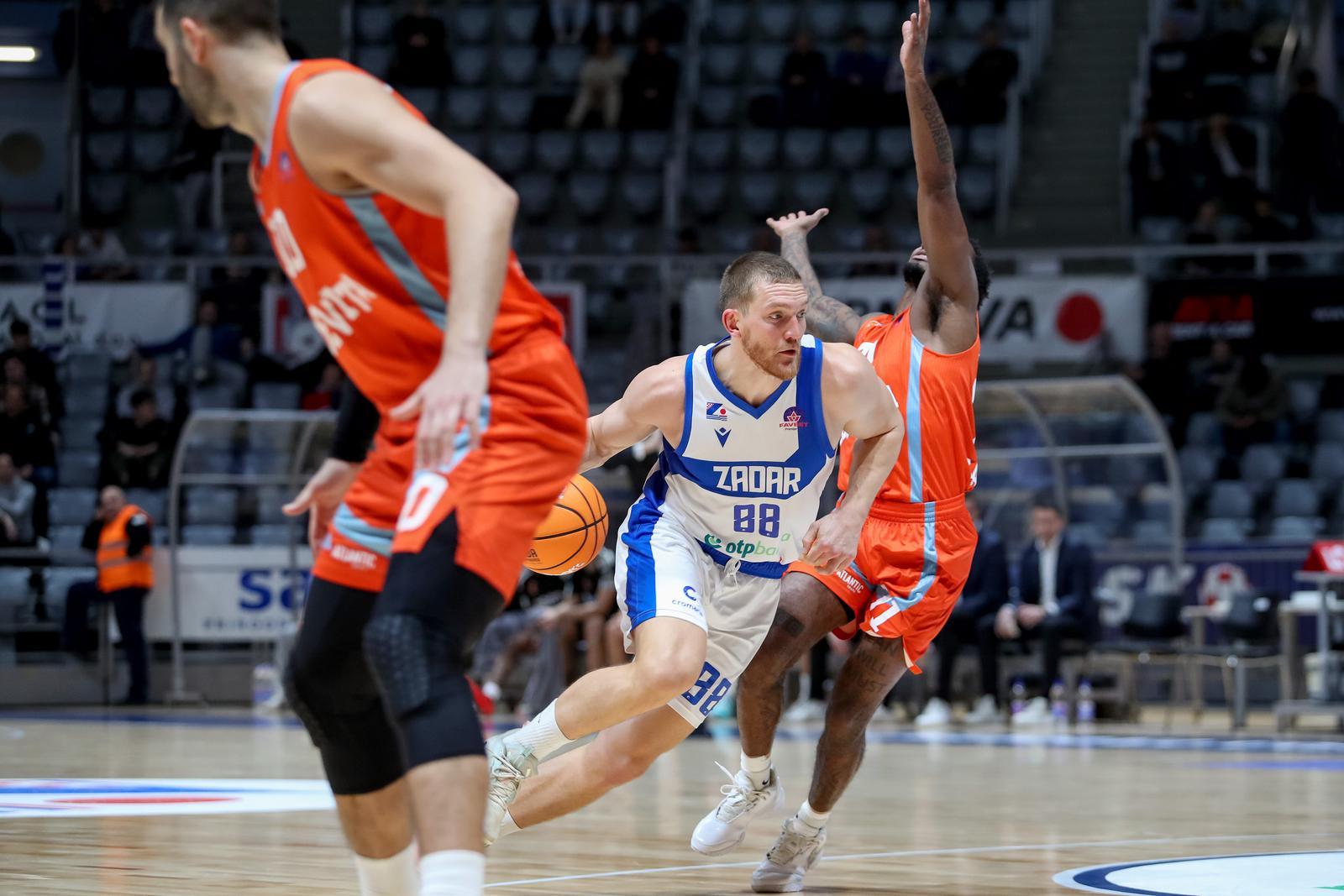 Zadar i Cedevita Junior odigrali utakmicu 19. kola FavBet Premijer lige