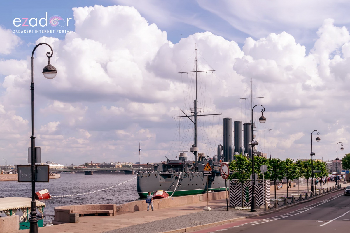 Đir po čudesno lijepom St. Petersburgu Đir po čudesno lijepom St. Petersburgu