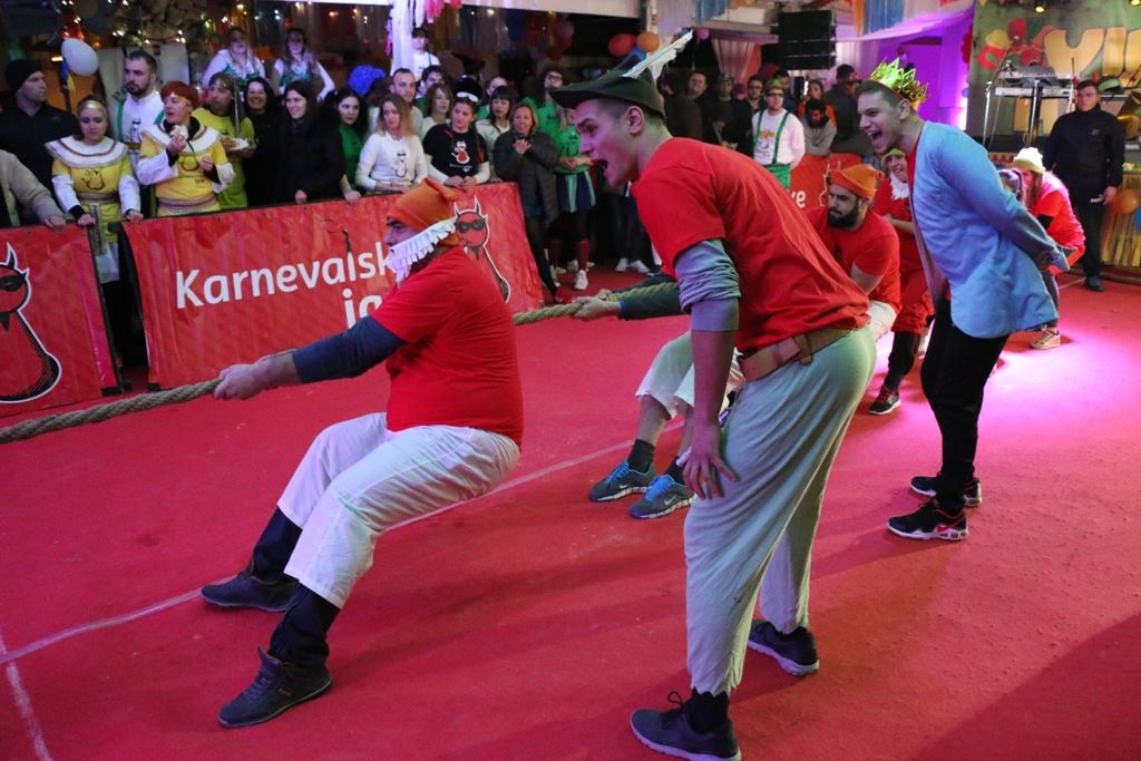 Virske maškare 2017: Karnevalske igre i koncert grupe Vista Virske maškare 2017: Karnevalske igre i koncert grupe Vista